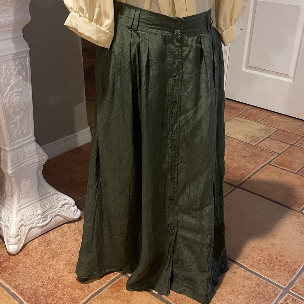 Forenza Dark Green Silk Skirt